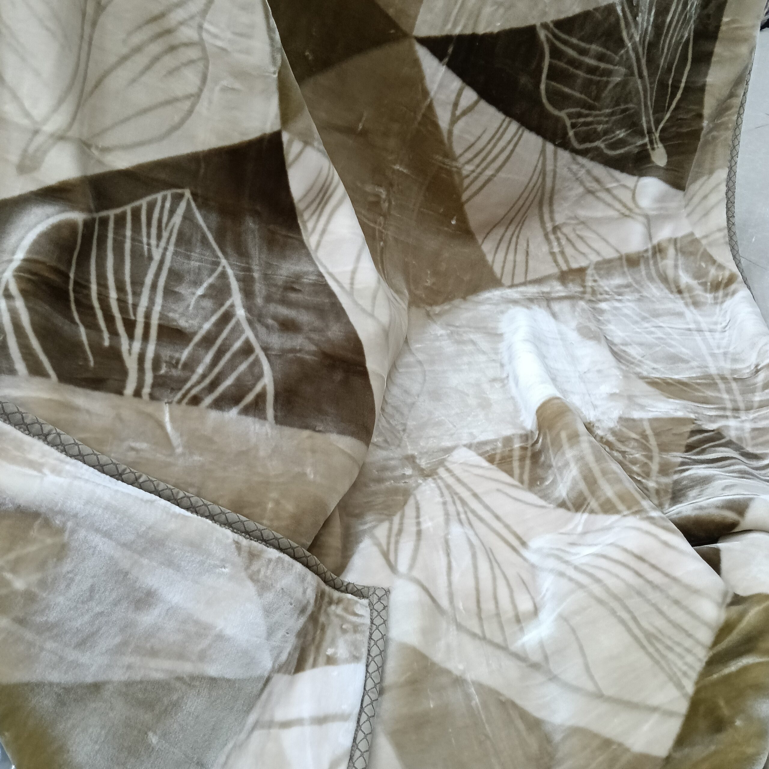 IMG20251017185617 Single blankets - Image 1