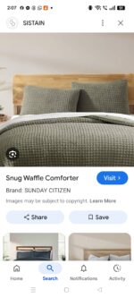 wuffle comfortr with two pillows